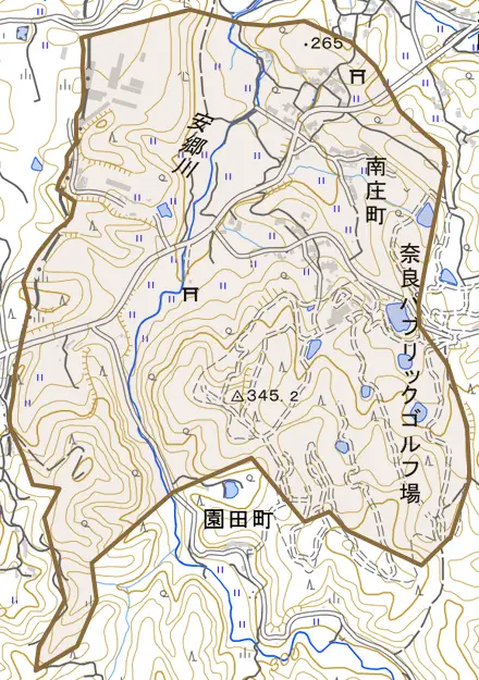南庄町とその周辺の地図。町の範囲を重ねている