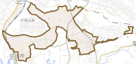奈良阪町とその周辺の地図。町の範囲を重ねている
