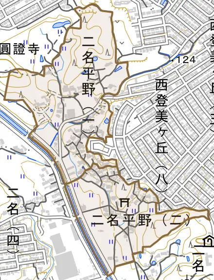 二名平野とその周辺の地図。町の範囲を重ねている