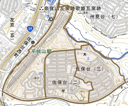 佐保台とその周辺の地図。町の範囲を重ねている