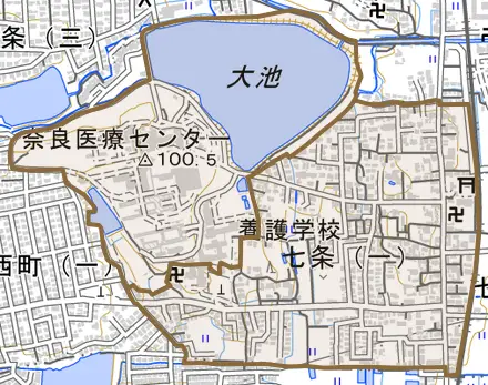 七条とその周辺の地図。町の範囲を重ねている
