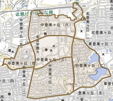 中登美ヶ丘とその周辺の地図。町の範囲を重ねている