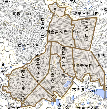 西登美ヶ丘とその周辺の地図。町の範囲を重ねている