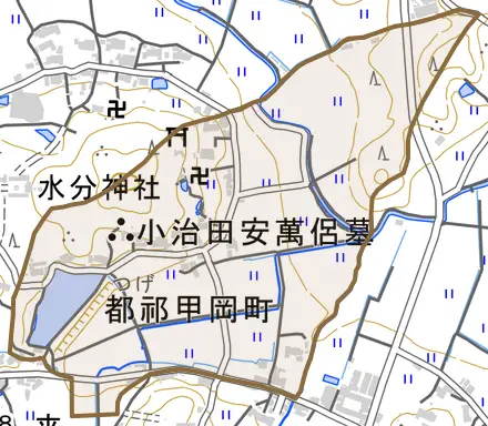 都祁甲岡町とその周辺の地図。町の範囲を重ねている