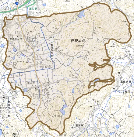 都祁白石町とその周辺の地図。町の範囲を重ねている