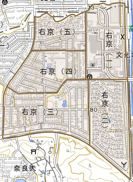 右京とその周辺の地図。町の範囲を重ねている