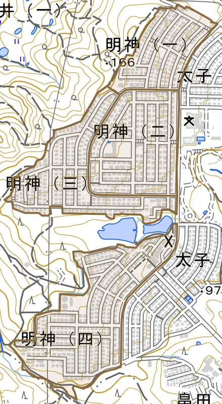 明神とその周辺の地図。町の範囲を重ねている