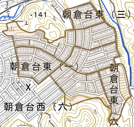 朝倉台東とその周辺の地図。町の範囲を重ねている