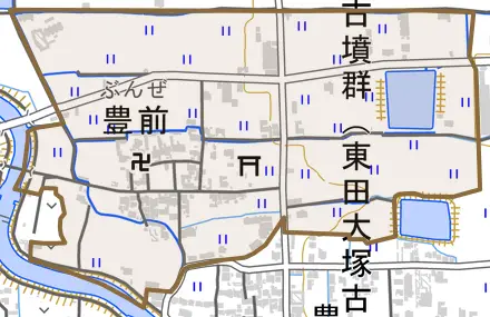 大字豊前とその周辺の地図。町の範囲を重ねている
