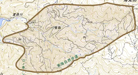 大字萱森とその周辺の地図。町の範囲を重ねている