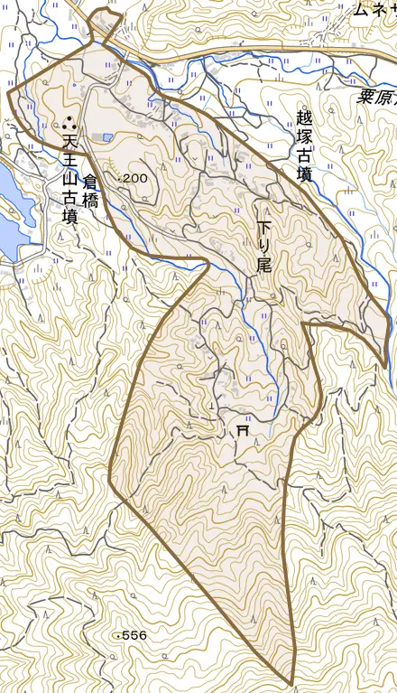 大字下り尾とその周辺の地図。町の範囲を重ねている
