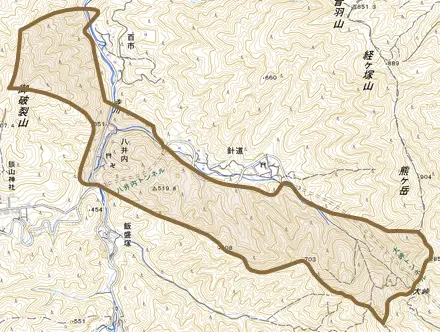 大字八井内とその周辺の地図。町の範囲を重ねている