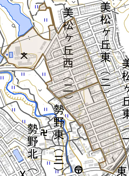 美松ケ丘西とその周辺の地図。町の範囲を重ねている