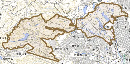 大字勢野とその周辺の地図。町の範囲を重ねている