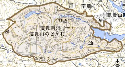 信貴南畑とその周辺の地図。町の範囲を重ねている