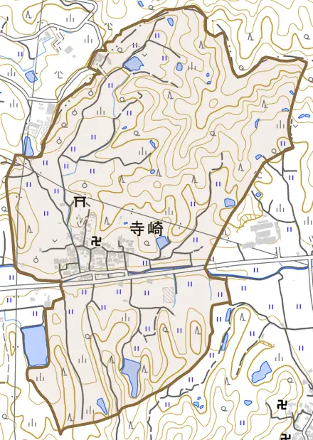 大字寺崎とその周辺の地図。町の範囲を重ねている