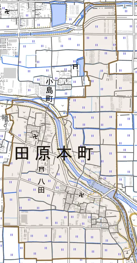 大字八田とその周辺の地図。町の範囲を重ねている