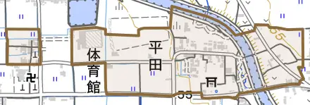 大字平田とその周辺の地図。町の範囲を重ねている
