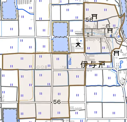大字伊与戸とその周辺の地図。町の範囲を重ねている