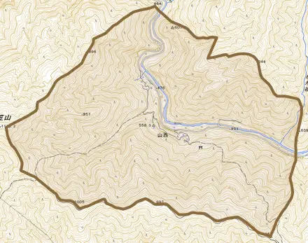 大字山西とその周辺の地図。町の範囲を重ねている