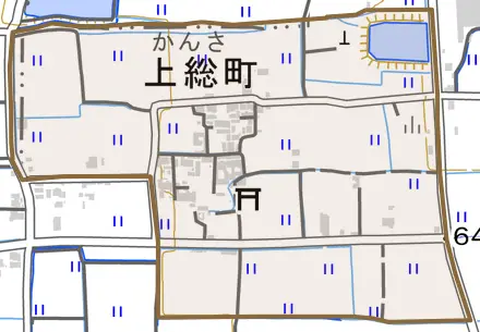 上総町とその周辺の地図。町の範囲を重ねている