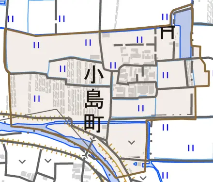 小島町とその周辺の地図。町の範囲を重ねている