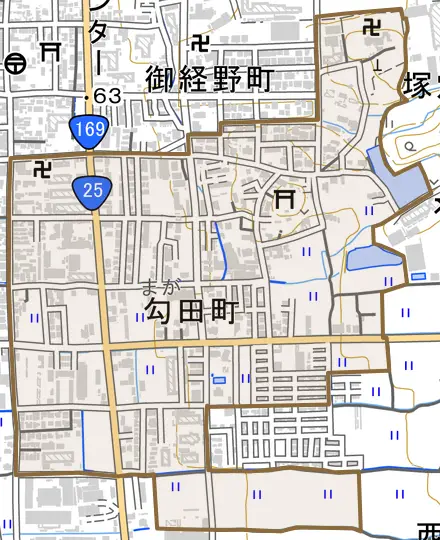 勾田町とその周辺の地図。町の範囲を重ねている