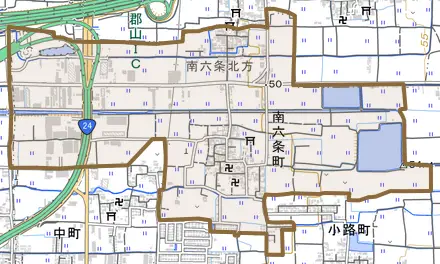 南六条町とその周辺の地図。町の範囲を重ねている