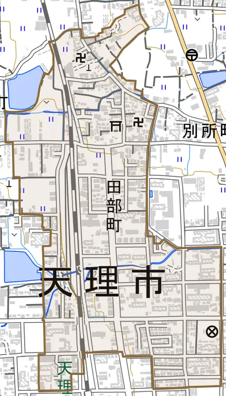 田部町とその周辺の地図。町の範囲を重ねている