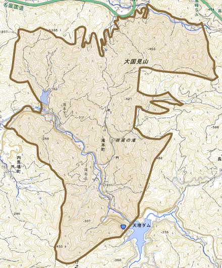 滝本町とその周辺の地図。町の範囲を重ねている