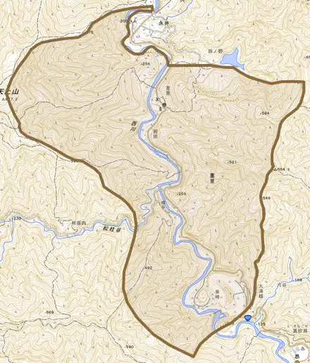 大字重里とその周辺の地図。町の範囲を重ねている