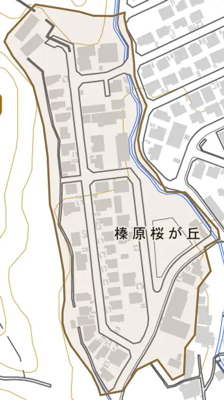 榛原桜が丘とその周辺の地図。町の範囲を重ねている