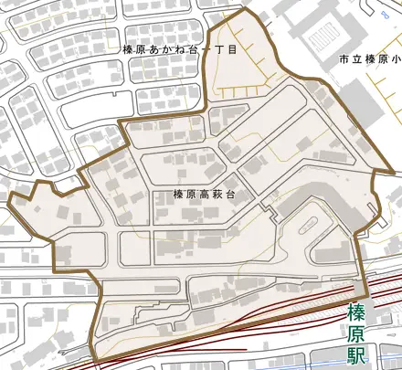 榛原高萩台とその周辺の地図。町の範囲を重ねている