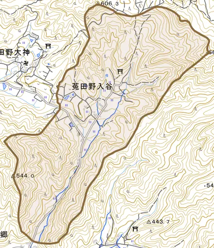菟田野入谷とその周辺の地図。町の範囲を重ねている