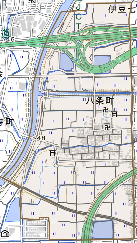 八条町とその周辺の地図。町の範囲を重ねている