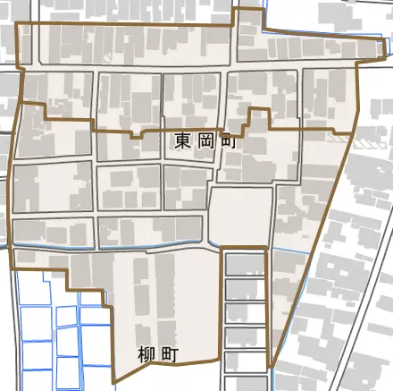 東岡町とその周辺の地図。町の範囲を重ねている