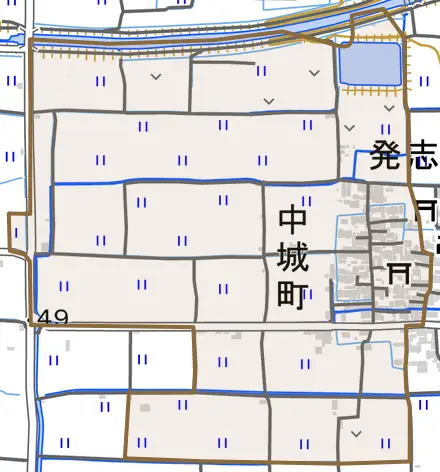 中城町とその周辺の地図。町の範囲を重ねている
