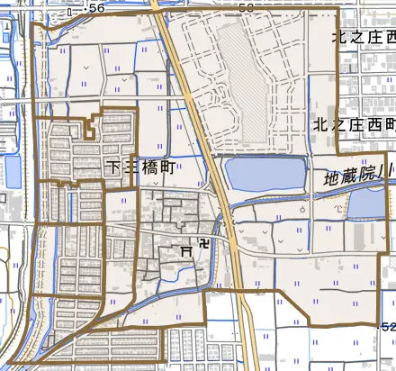 下三橋町とその周辺の地図。町の範囲を重ねている