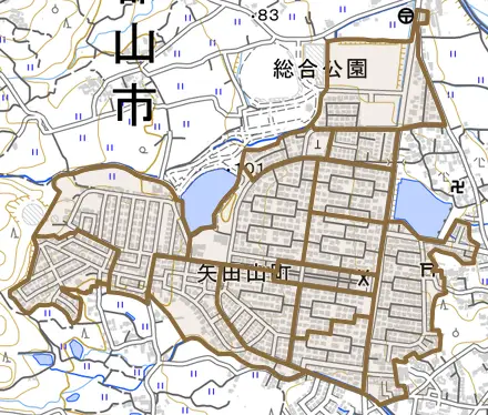 矢田山町とその周辺の地図。町の範囲を重ねている