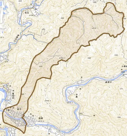 大字新子とその周辺の地図。町の範囲を重ねている
