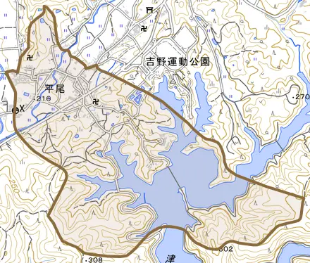 大字平尾とその周辺の地図。町の範囲を重ねている