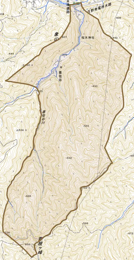 大字喜佐谷とその周辺の地図。町の範囲を重ねている