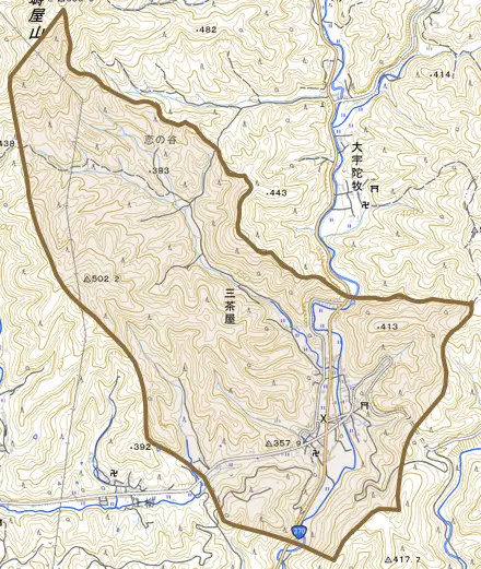 大字三茶屋とその周辺の地図。町の範囲を重ねている