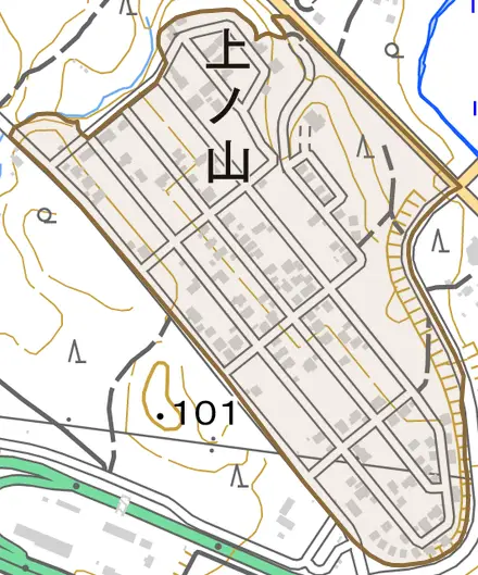 上ノ山とその周辺の地図。町の範囲を重ねている