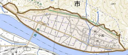 小松とその周辺の地図。町の範囲を重ねている