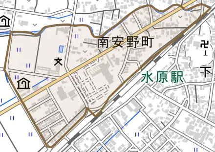 南安野町とその周辺の地図。町の範囲を重ねている