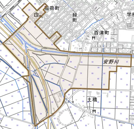 百津とその周辺の地図。町の範囲を重ねている