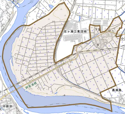 下里とその周辺の地図。町の範囲を重ねている