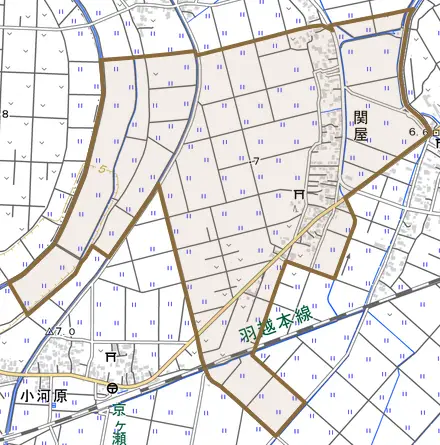 関屋とその周辺の地図。町の範囲を重ねている