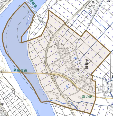 下黒瀬とその周辺の地図。町の範囲を重ねている